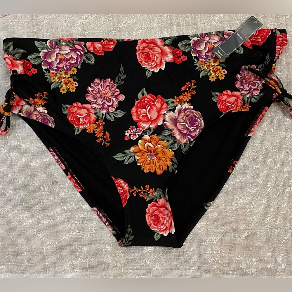 NWT Terra & Sky Floral Mid-Rise Tummy-Control Bikini Size 2X (20W-22W) - Picture 6 of 11
